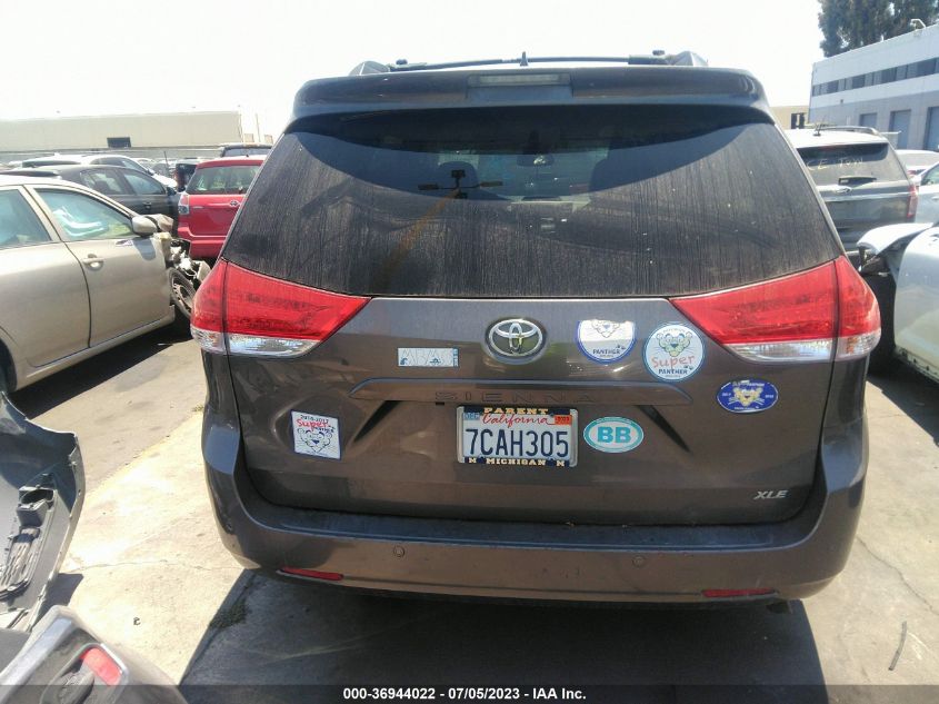 2014 TOYOTA SIENNA XLE - 5TDYK3DCXES427063