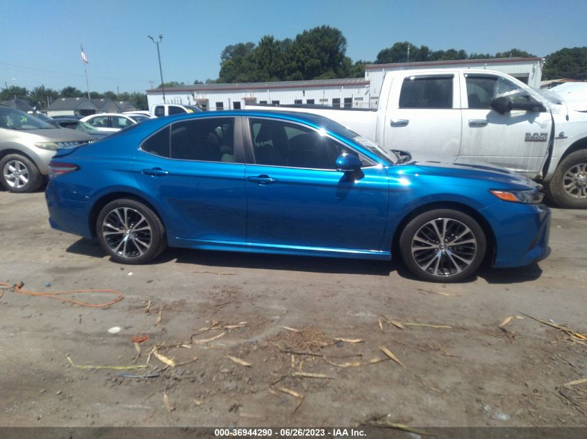 2018 TOYOTA CAMRY SE - 4T1B11HK4JU076246
