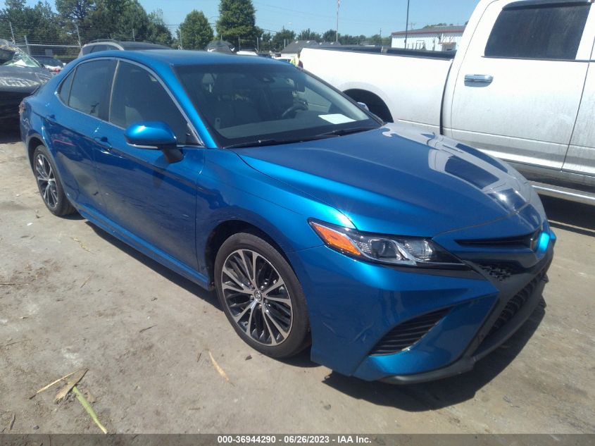 2018 TOYOTA CAMRY SE - 4T1B11HK4JU076246