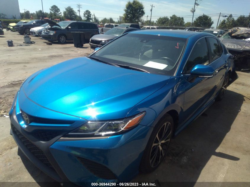 2018 TOYOTA CAMRY SE - 4T1B11HK4JU076246