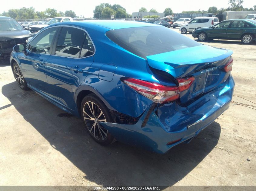 2018 TOYOTA CAMRY SE - 4T1B11HK4JU076246