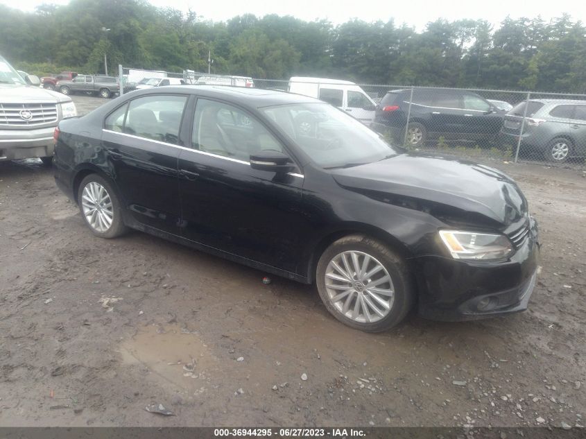 2013 VOLKSWAGEN JETTA SEDAN SEL W/NAV - 3VWLP7AJXDM434922