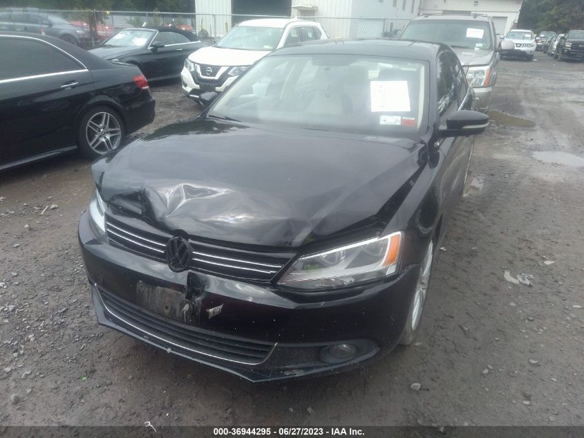 2013 VOLKSWAGEN JETTA SEDAN SEL W/NAV - 3VWLP7AJXDM434922