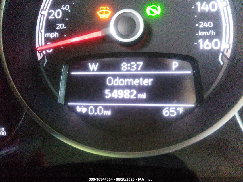 2018 VOLKSWAGEN BEETLE SE - 3VWJD7AT3JM713965