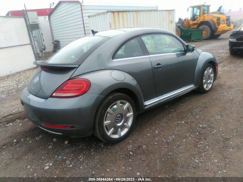 2018 VOLKSWAGEN BEETLE SE - 3VWJD7AT3JM713965