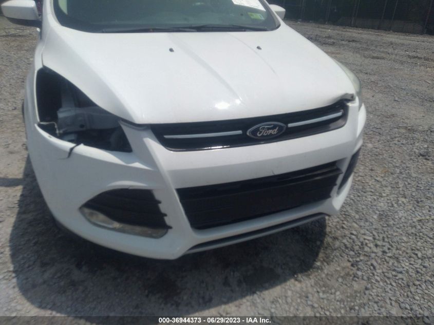 2015 FORD ESCAPE SE - 1FMCU9GX5FUB47985