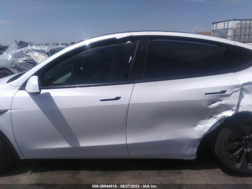 2022 TESLA MODEL Y PERFORMANCE - 7SAYGDEF1NF389827