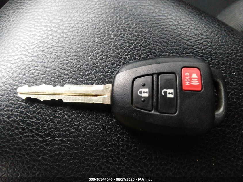 2016 TOYOTA RAV4 LE - 2T3ZFREV7GW304592