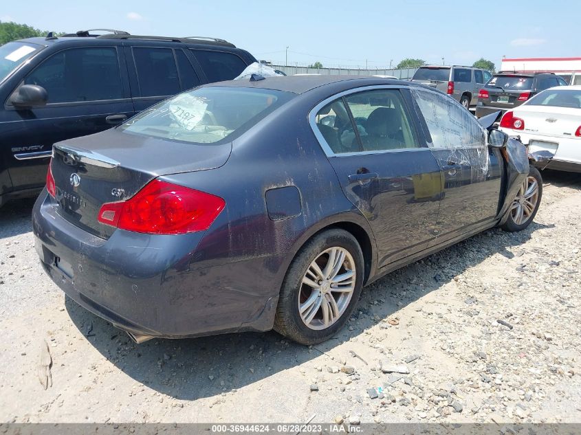 2013 INFINITI G37 JOURNEY JN1CV6AP8DM300786