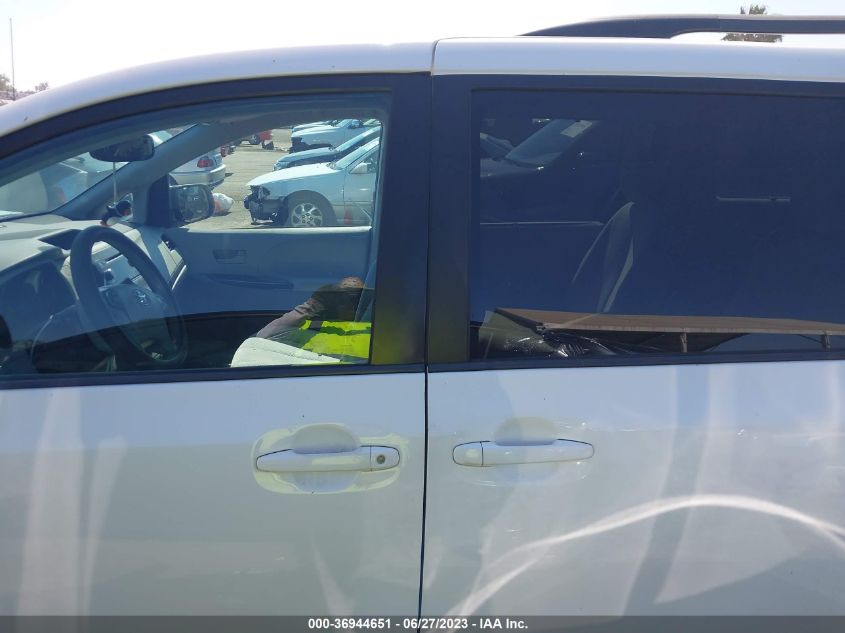2014 TOYOTA SIENNA LE - 5TDKK3DC0ES501158