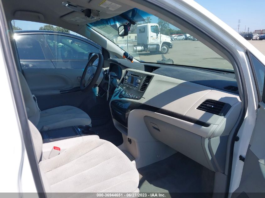 2014 TOYOTA SIENNA LE - 5TDKK3DC0ES501158