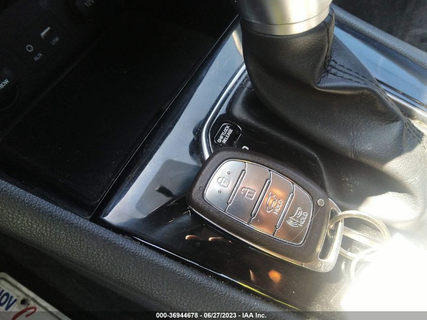 2019 HYUNDAI IONIQ HYBRID BLUE - KMHC65LC6KU112002