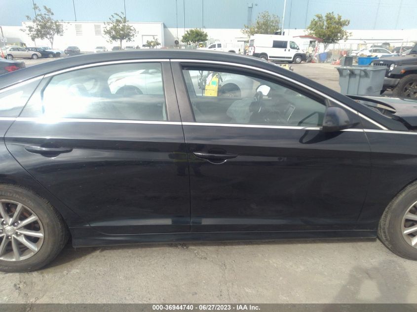 2018 HYUNDAI SONATA SE - 5NPE24AFXJH704799