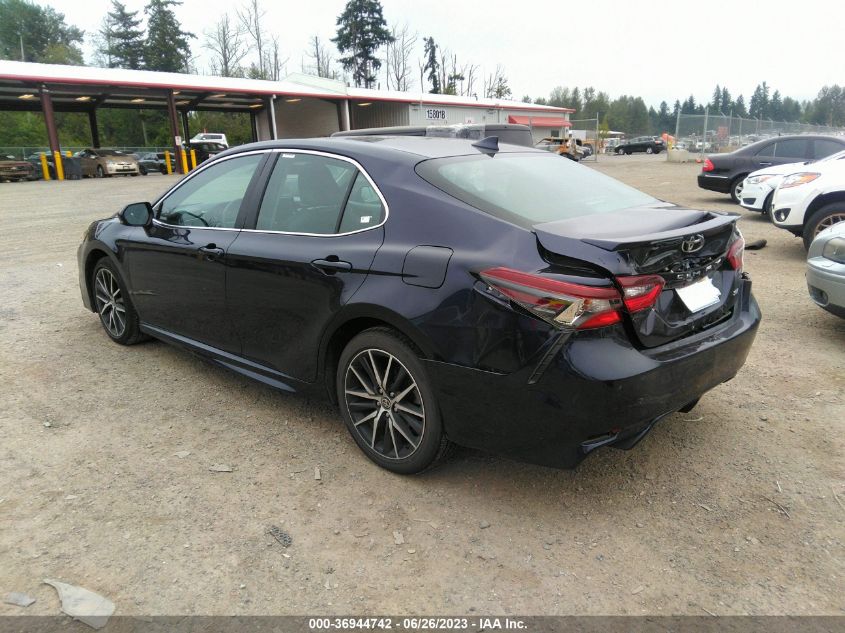 2021 TOYOTA CAMRY SE - 4T1G11AK0MU437900