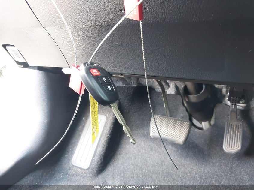 VIN JTMZFREV1HJ145391 2017 TOYOTA RAV4 LE