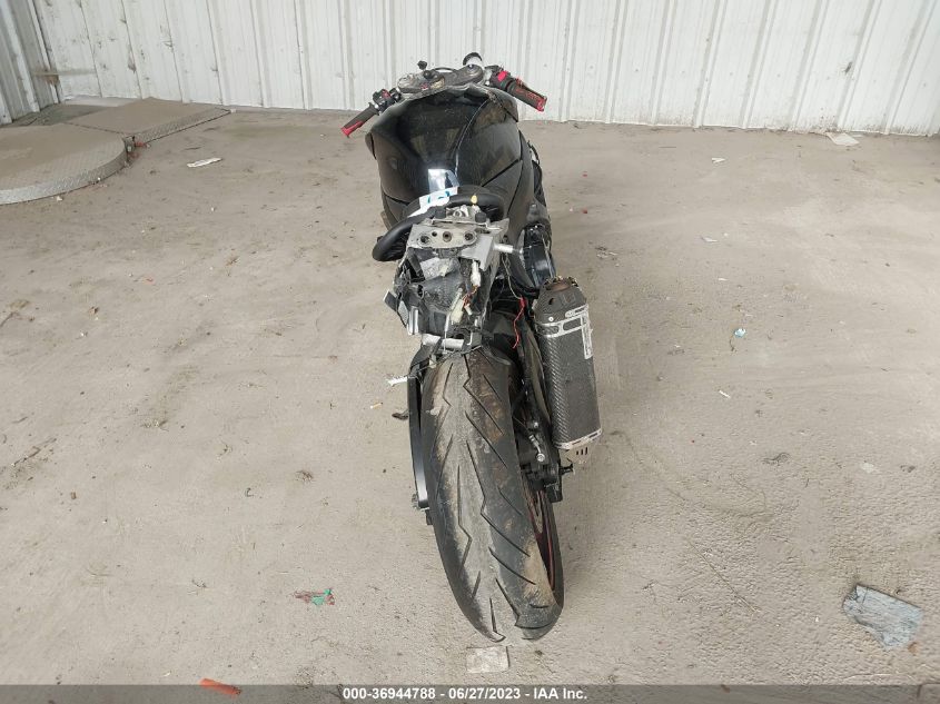 2006 SUZUKI GSX-R600 K6 - JS1GN7DA162120196