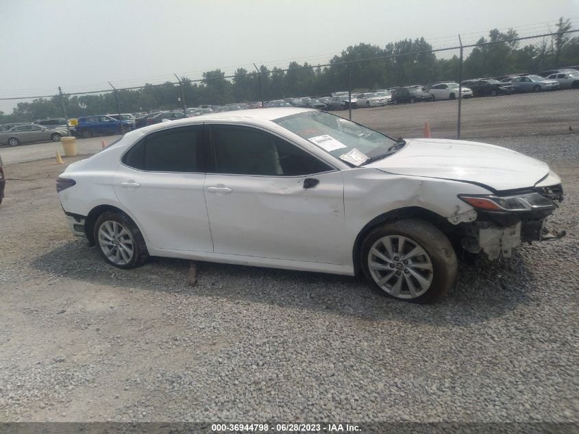 2021 TOYOTA CAMRY LE - 4T1C11AK7MU454157