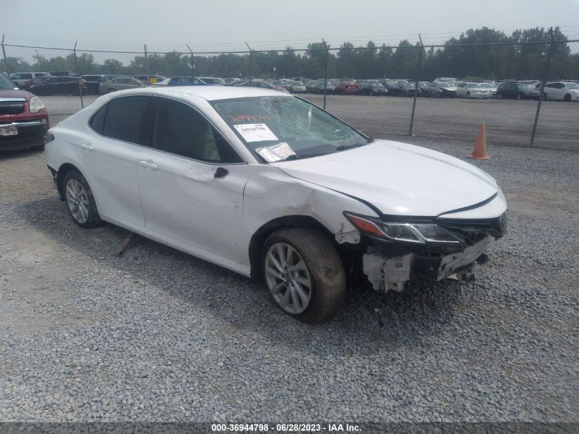 2021 TOYOTA CAMRY LE - 4T1C11AK7MU454157