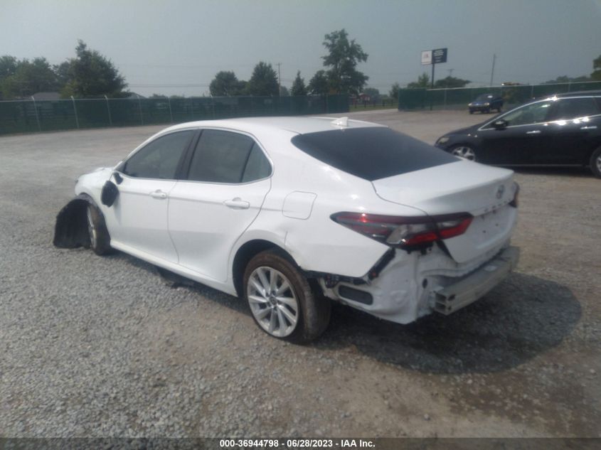 2021 TOYOTA CAMRY LE - 4T1C11AK7MU454157
