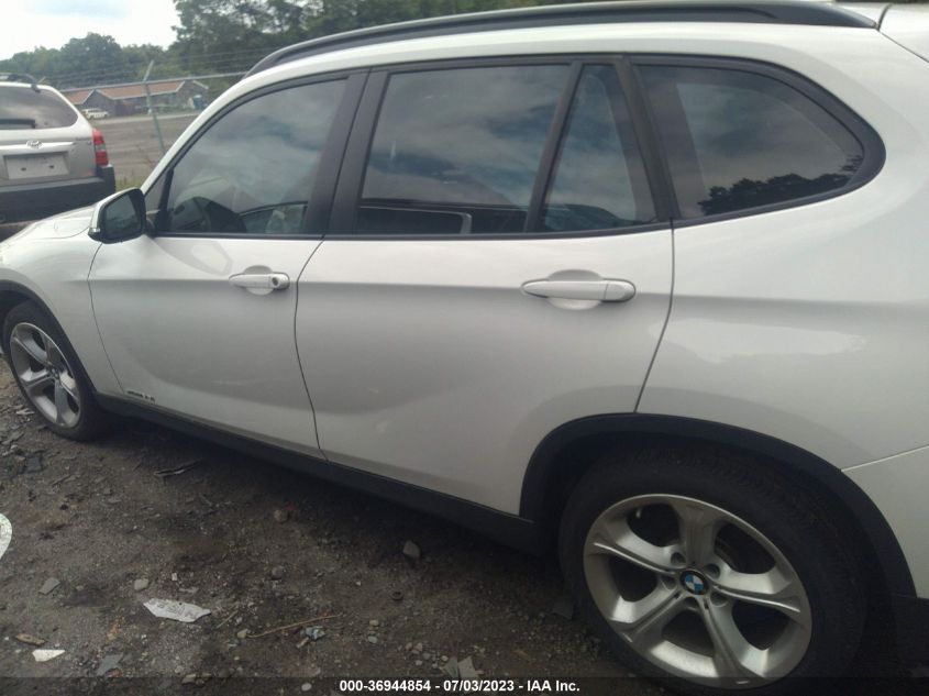 2015 BMW X1 XDRIVE35I - WBAVM5C54FVV95328