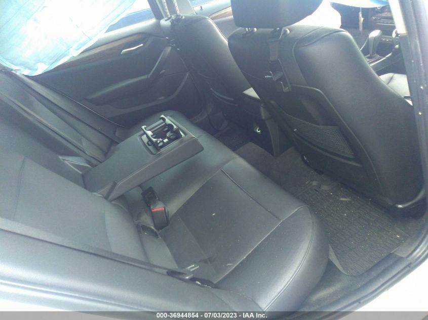 2015 BMW X1 XDRIVE35I - WBAVM5C54FVV95328