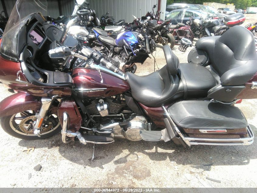 2019 HARLEY-DAVIDSON FLTRU - 1HD1KGF1XKB682527