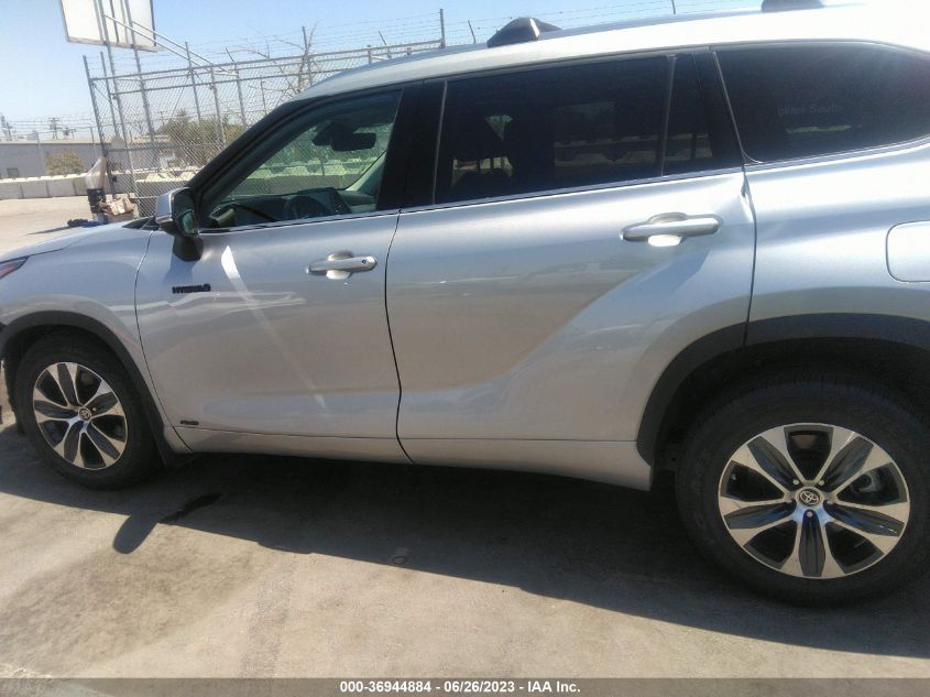 2021 TOYOTA HIGHLANDER HYBRID XLE - 5TDHBRCH0MS521225