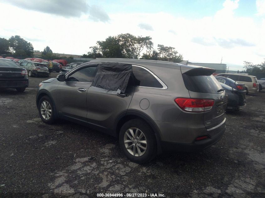 2016 KIA SORENTO LX - 5XYPGDA32GG037680