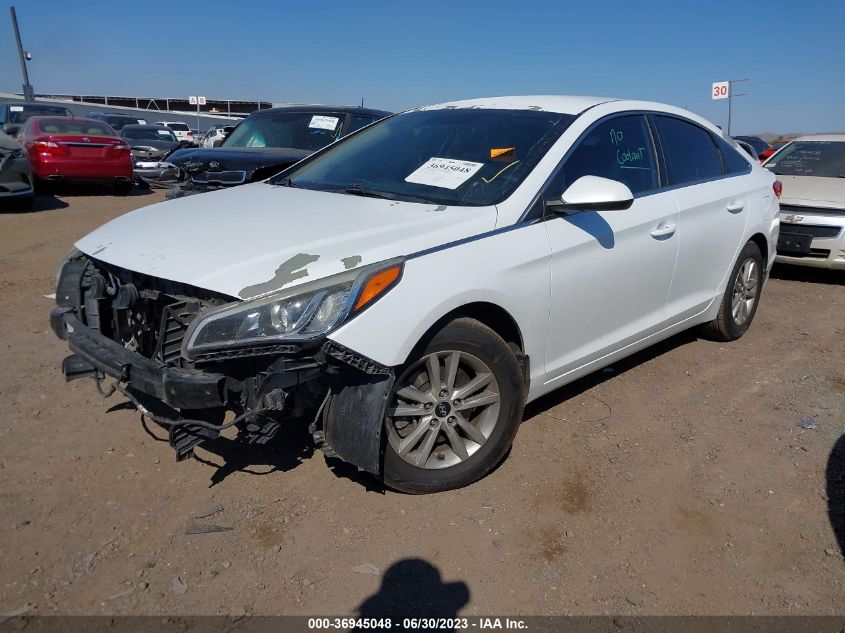 2015 HYUNDAI SONATA 2.4L SE - 5NPE24AF3FH100471