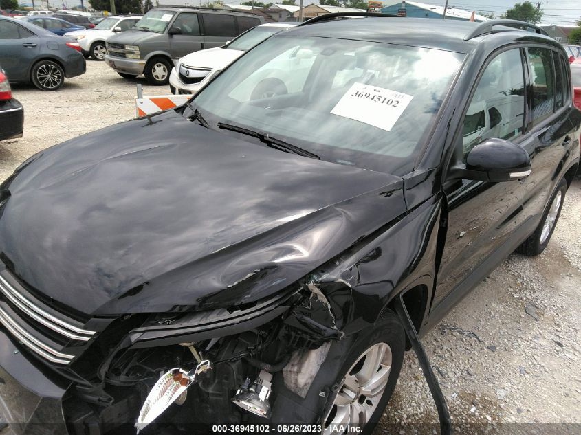 2016 VOLKSWAGEN TIGUAN S - WVGAV7AXXGW588079