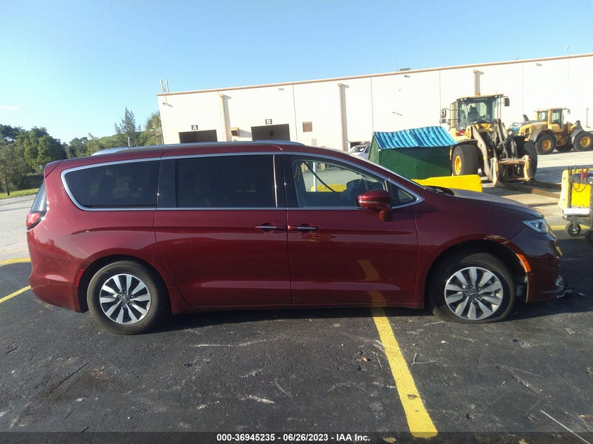 VIN 2C4RC1L76MR580590 2021 CHRYSLER PACIFICA HYBRID TOURING L