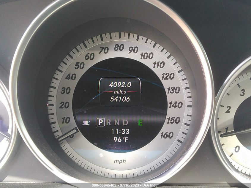 2013 MERCEDES-BENZ C-CLASS C 250 - WDDGJ4HB8DG023991