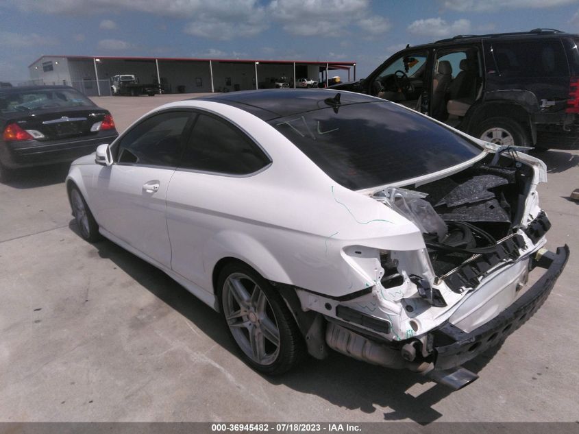 2013 MERCEDES-BENZ C-CLASS C 250 - WDDGJ4HB8DG023991