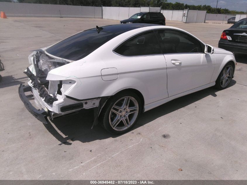 2013 MERCEDES-BENZ C-CLASS C 250 - WDDGJ4HB8DG023991