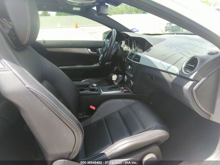 2013 MERCEDES-BENZ C-CLASS C 250 - WDDGJ4HB8DG023991