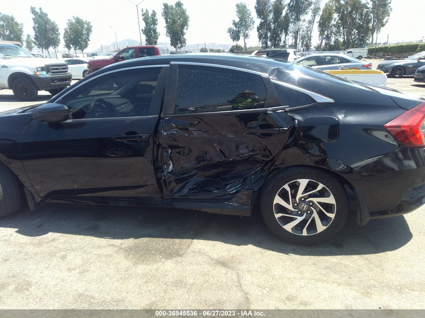 VIN 2HGFC2F73JH526591 2018 HONDA CIVIC SEDAN EX