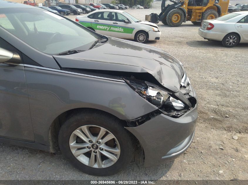 2013 HYUNDAI SONATA GLS - 5NPEB4AC5DH627687