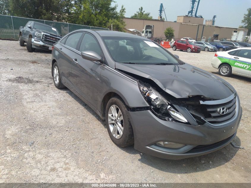 2013 HYUNDAI SONATA GLS - 5NPEB4AC5DH627687