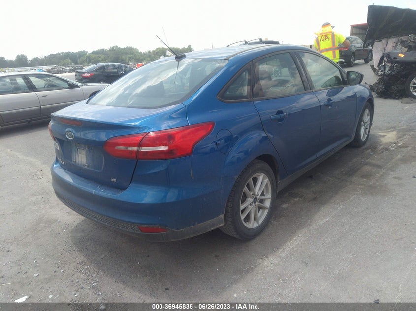 VIN 1FADP3F22JL265516 2018 FORD FOCUS SE
