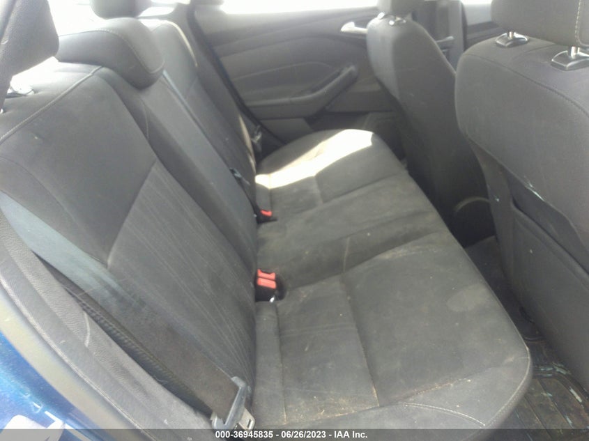VIN 1FADP3F22JL265516 2018 FORD FOCUS SE