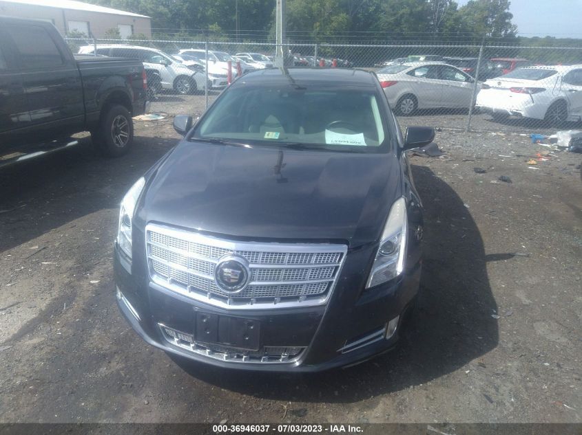 2013 CADILLAC XTS PLATINUM - 2G61V5S35D9236085