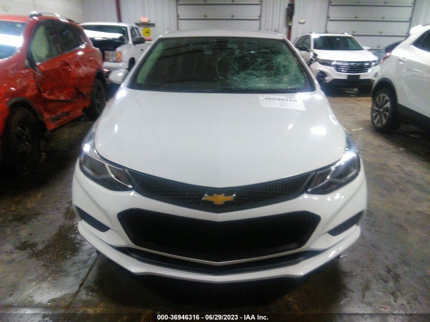 2018 CHEVROLET CRUZE LT - 1G1BE5SM4J7142733