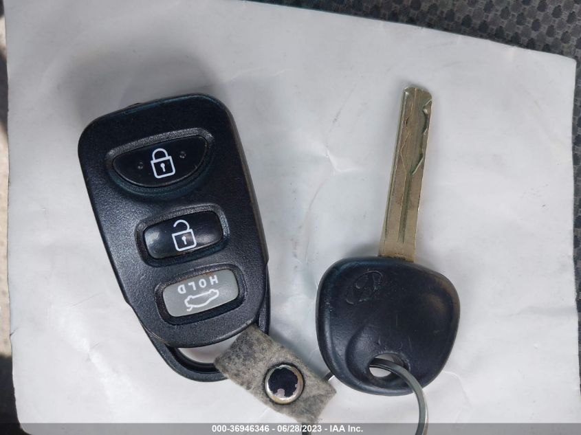 2013 HYUNDAI SONATA GLS - 5NPEB4AC0DH801570