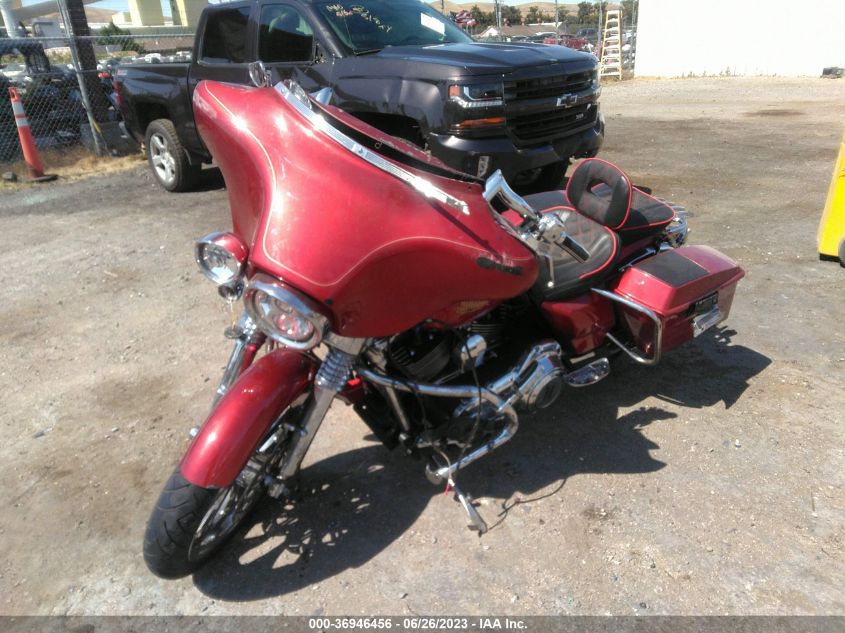 2011 HARLEY-DAVIDSON FLTRX - 1HD1KHM34BB619059