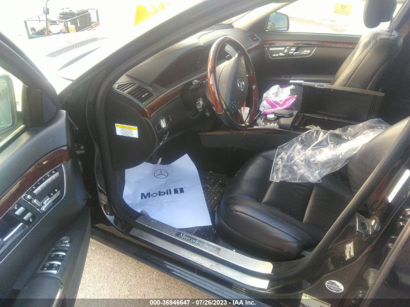 2013 MERCEDES-BENZ S-CLASS S 550 - WDDNG9EB5DA528087