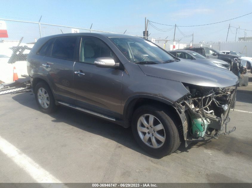 2013 KIA SORENTO LX - 5XYKT3A16DG327155