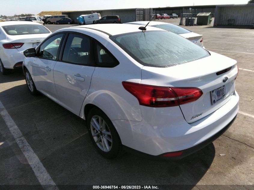 2016 FORD FOCUS SE - 1FADP3F27GL365961