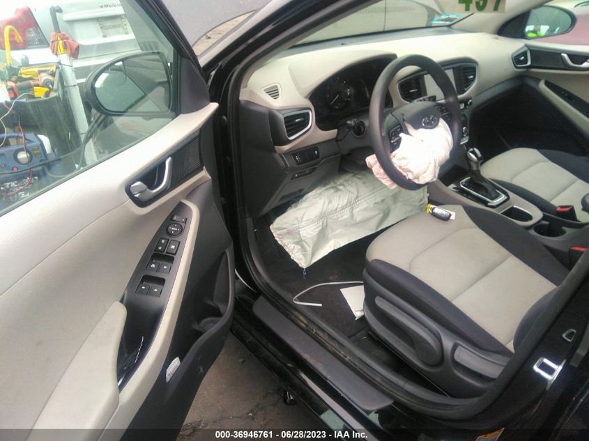 2019 HYUNDAI IONIQ HYBRID BLUE - KMHC65LC8KU145129