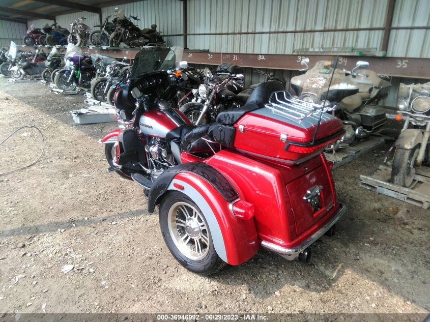 2019 HARLEY-DAVIDSON FLHTCUTG 1HD1MAF15KB858259