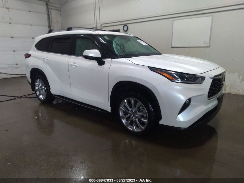 2021 TOYOTA HIGHLANDER LIMITED/PLATINUM - 5TDDZRBH8MS075773